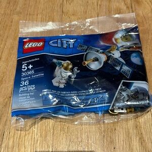 BNIP Lego poly bag space satellite 30365